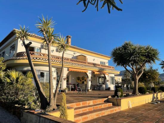 Casa Nuestro Sueno Bed & Breakfast Vinuela Ngoại thất bức ảnh